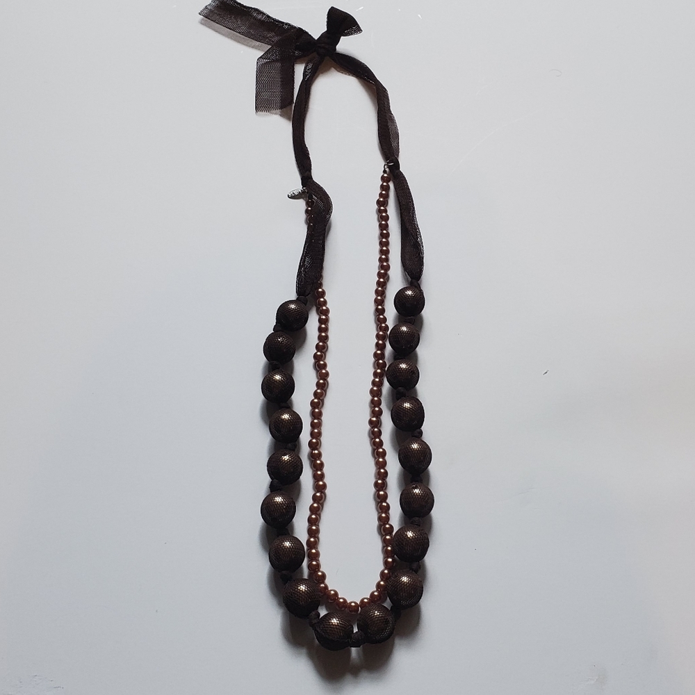Vintage LBVYR faux pearl necklace